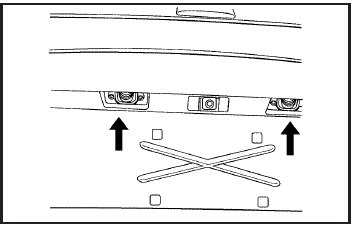 2. Pull the lens away from the lamp assembly.